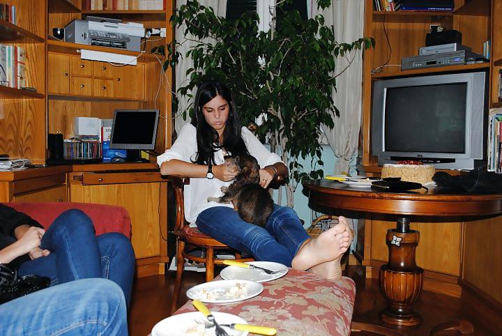 25P Friend feet soles facebook