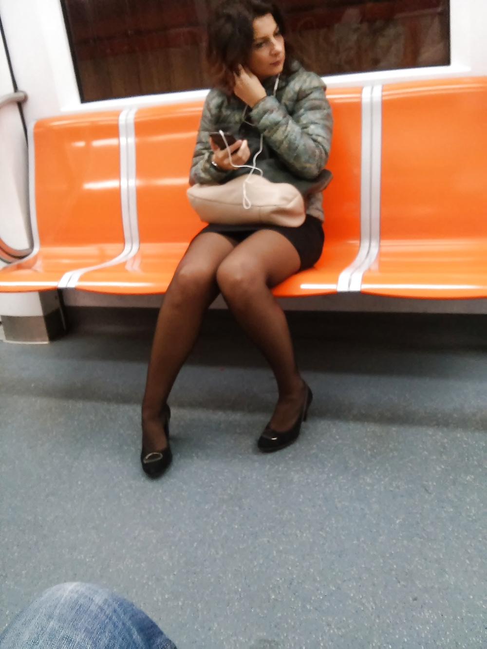 8P Italian (MILF) woman photographed in the subway (Italy)