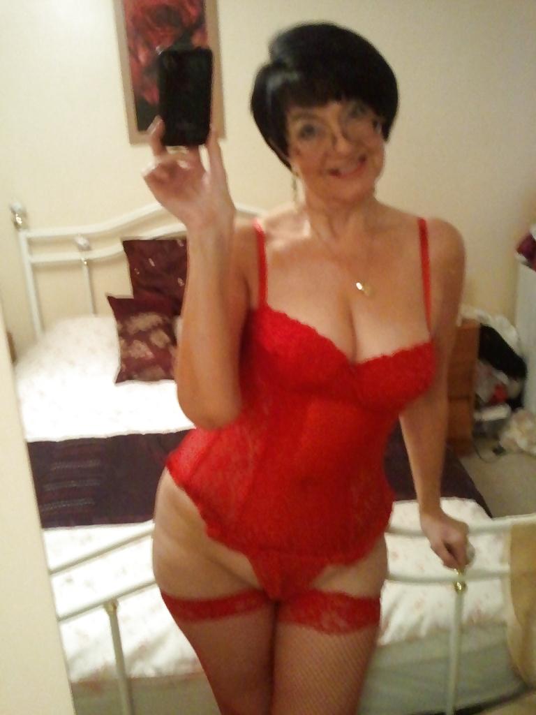 17P Gina's friend Jean Asked Us To Post Her Selfies