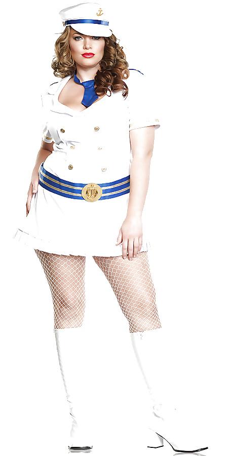 25P Uniform Bitches 002