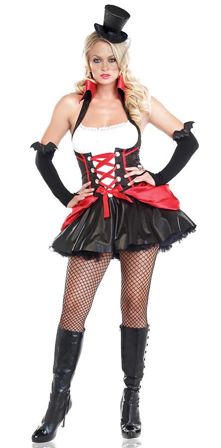 25P Uniform Bitches 002
