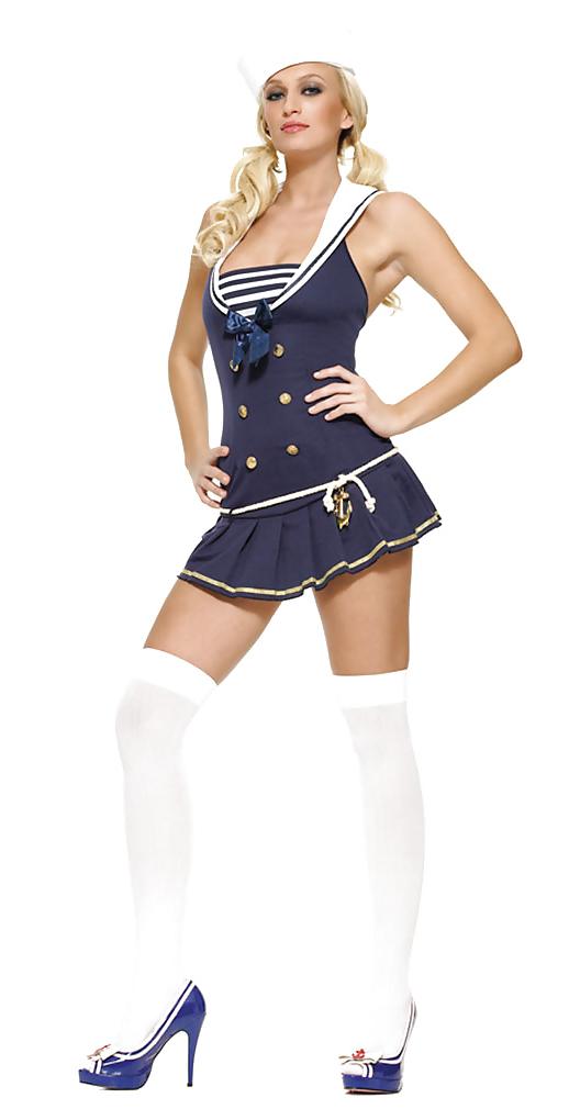 25P Uniform Bitches 002