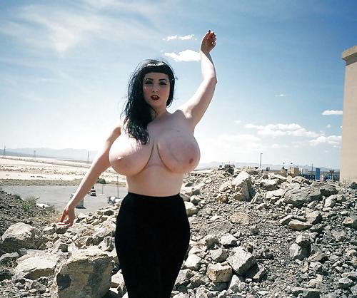 21P Breast Lovers Dream 716