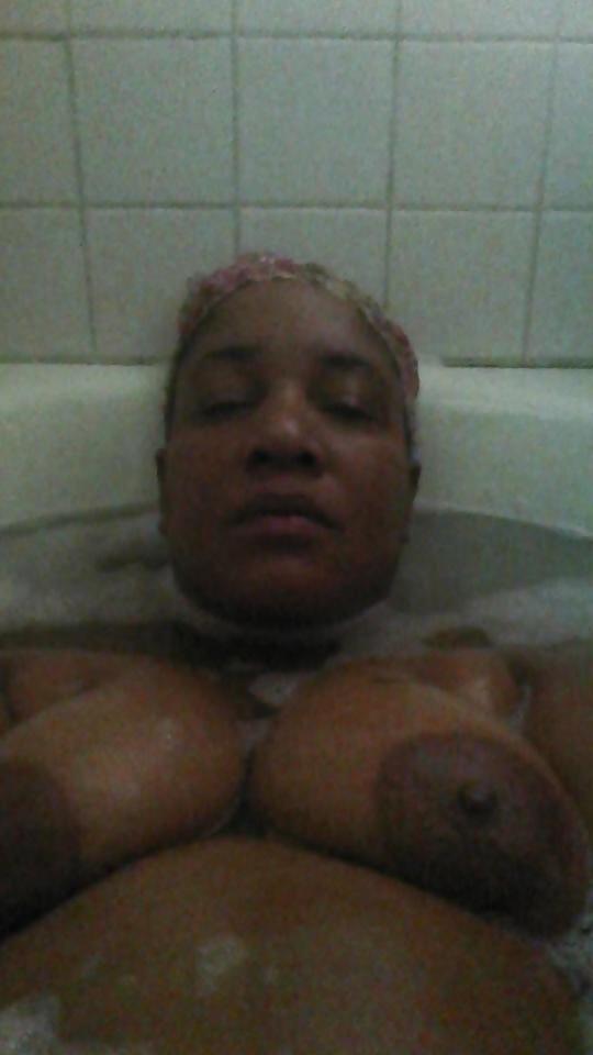 25P Big boobs from the United states