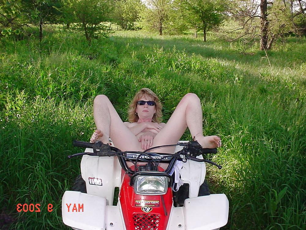25P Perfect Mom Every Teen Boy Wants to Fuck