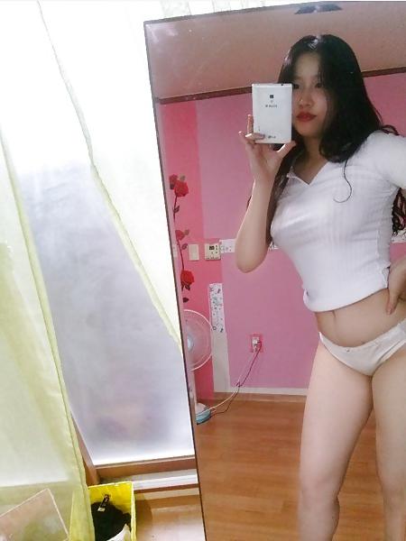 15P Korean Slut Loves To Take Selfies At Home