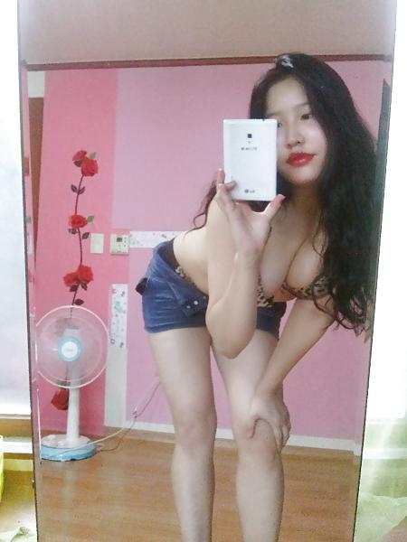 15P Korean Slut Loves To Take Selfies At Home