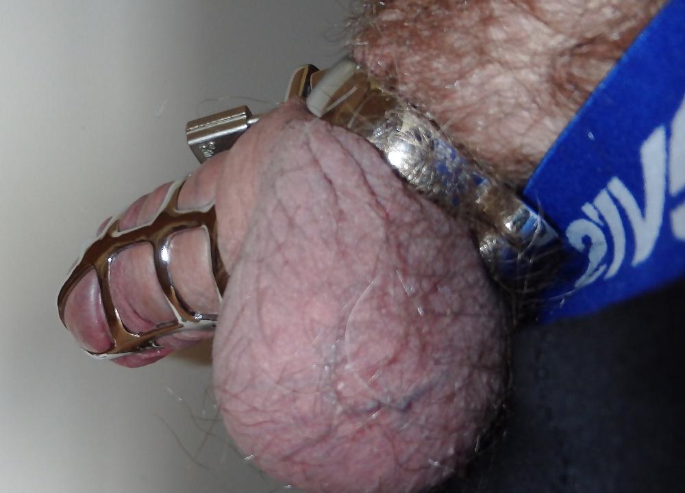 11P Hubby cock in cage