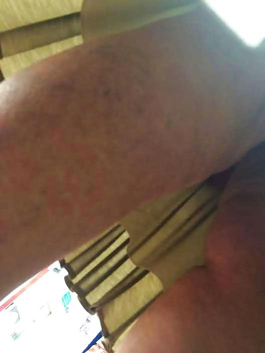 9P Mature upskirt 09 10 14