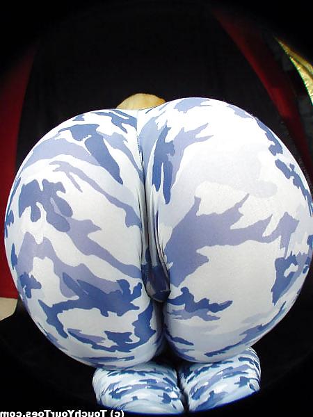 15P Pawg Whooty Sassy
