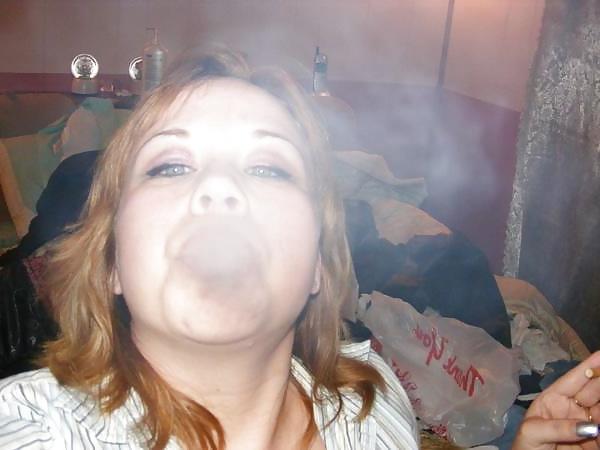 25P Kerra Dawson at home candids!