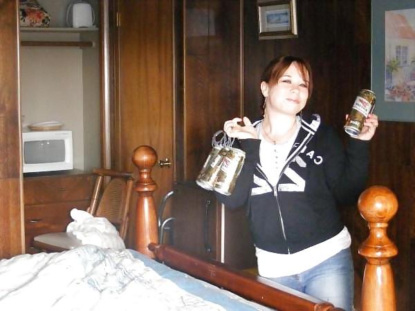 25P Kerra Dawson at home candids!