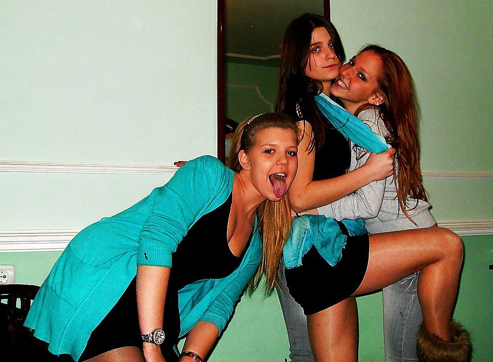 25P Serbian girls in pantyhose 6