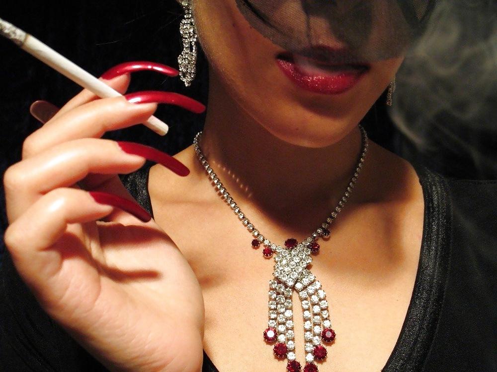 21P Sexy Nails 18