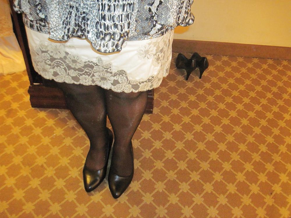 13P Doll up time in the hotel