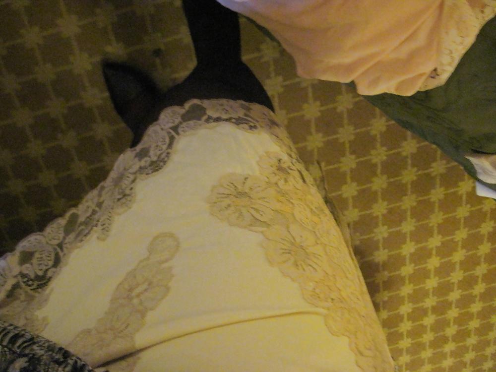 13P Doll up time in the hotel