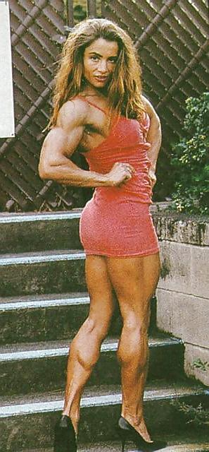 24P Zuzana Korinkova - female bodybuilder
