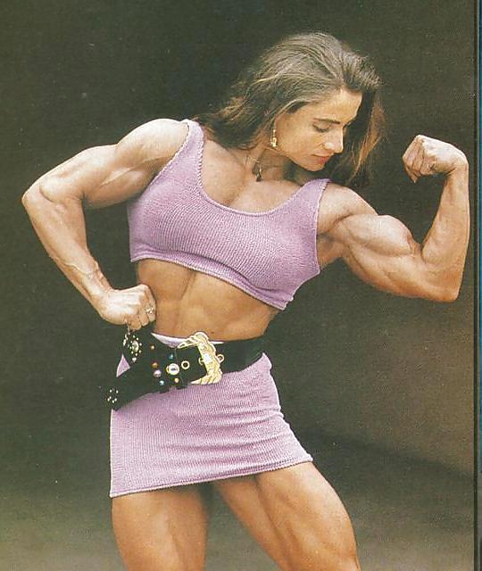 24P Zuzana Korinkova - female bodybuilder