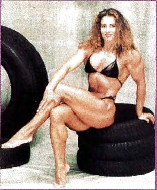 24P Zuzana Korinkova - female bodybuilder