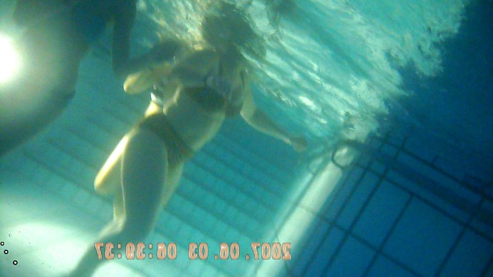 23P Pool piscine
