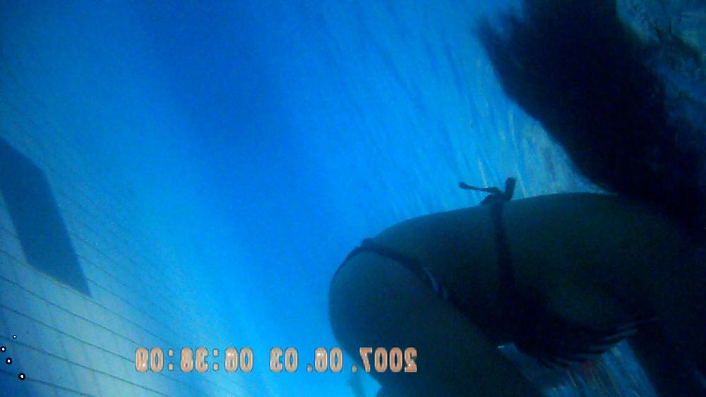 23P Pool piscine