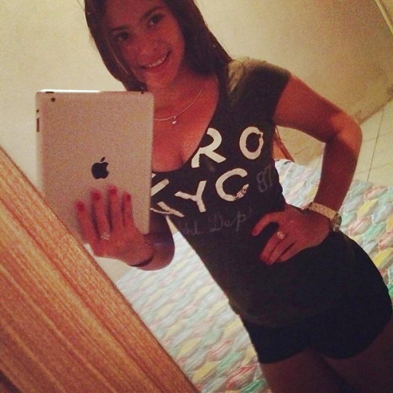25P Sexy friend of facebook (Gissell Z)