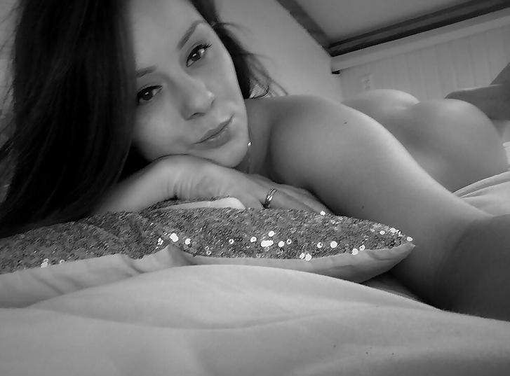 25P Beautiful young dutch cum slut pornstar Suraya Star
