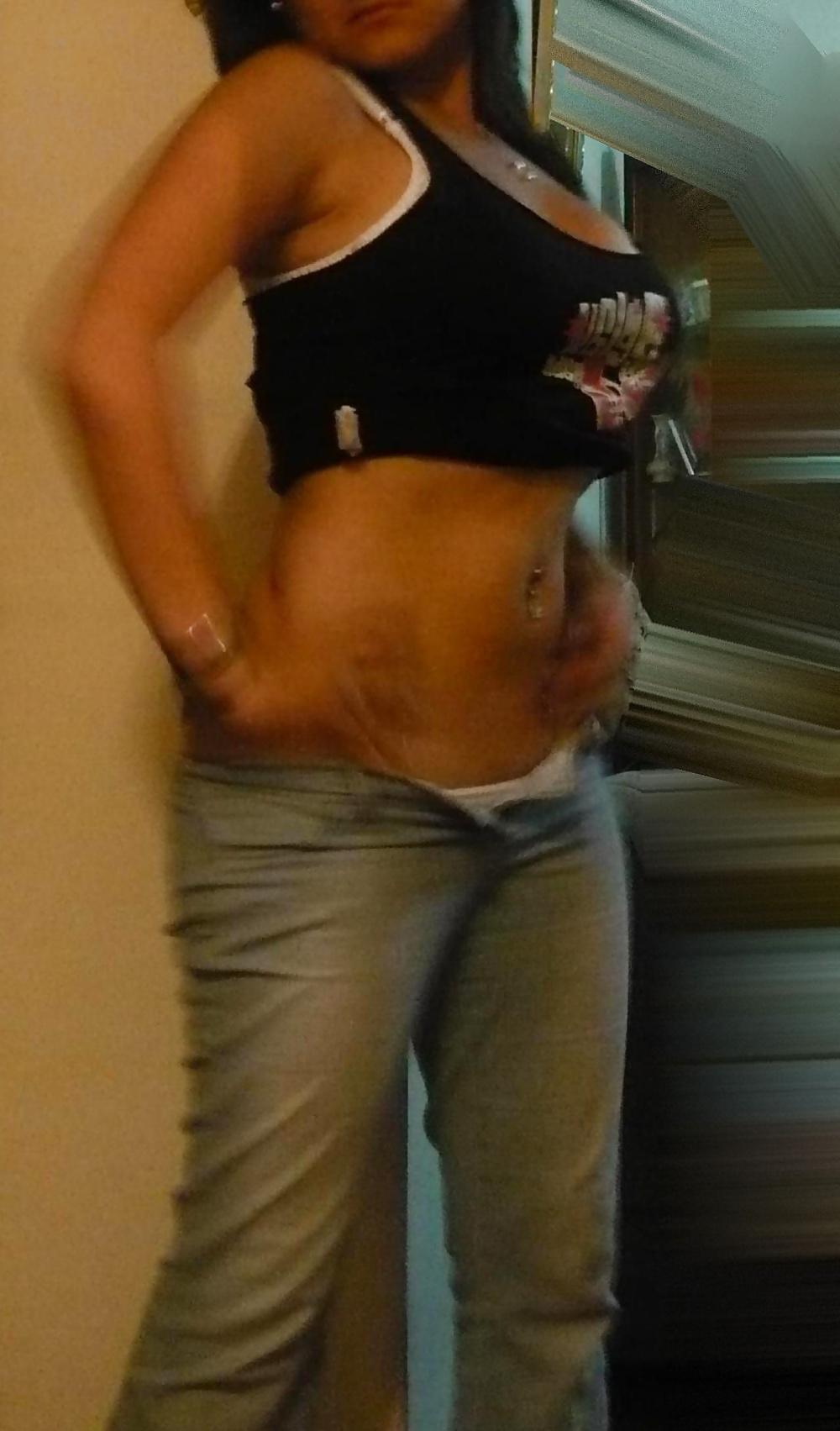 9P Latina milf with body