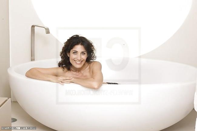 25P Lisa Edelstein aka Dr. Lisa Cuddy 7th