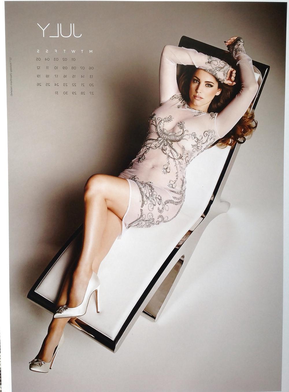 14P Kelly Brook Calendar 2015