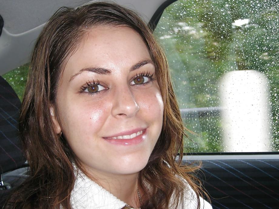 25P Holiday Snaps of a Cute Girl