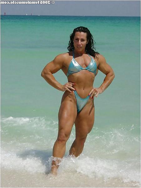 25P Annie Rivieccio - female bodybuilder