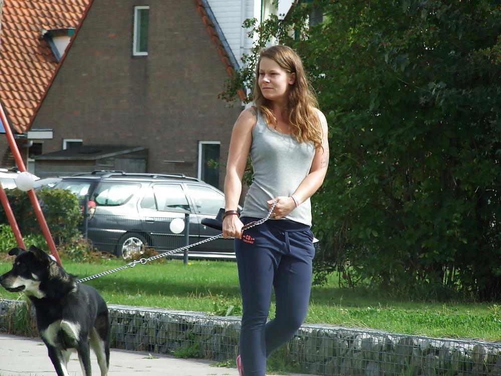 9P Dutch girls 3