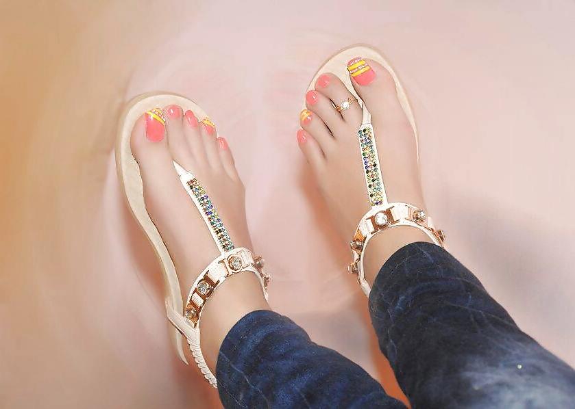 10P Arab feet - 001