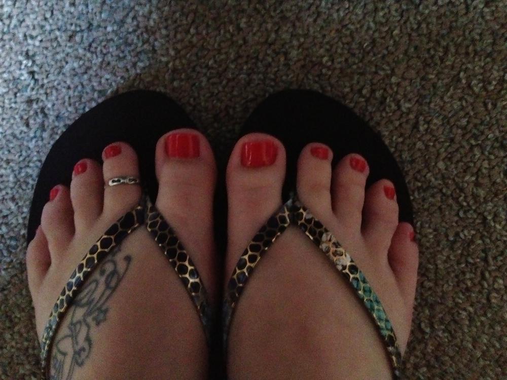 18P BBW Friend's Amature Wrinkly Soles