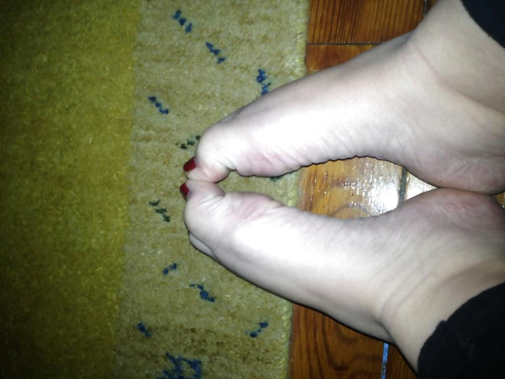 18P BBW Friend's Amature Wrinkly Soles