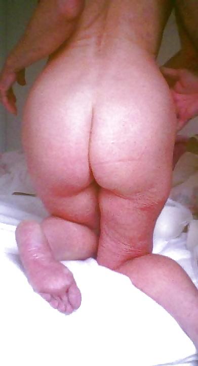 12P THE OTHER MATURE NURSE OF THE WARD (2)