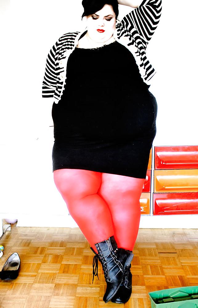 25P Thick Leg Lovers Anonymous