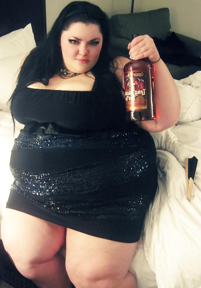 25P Thick Leg Lovers Anonymous