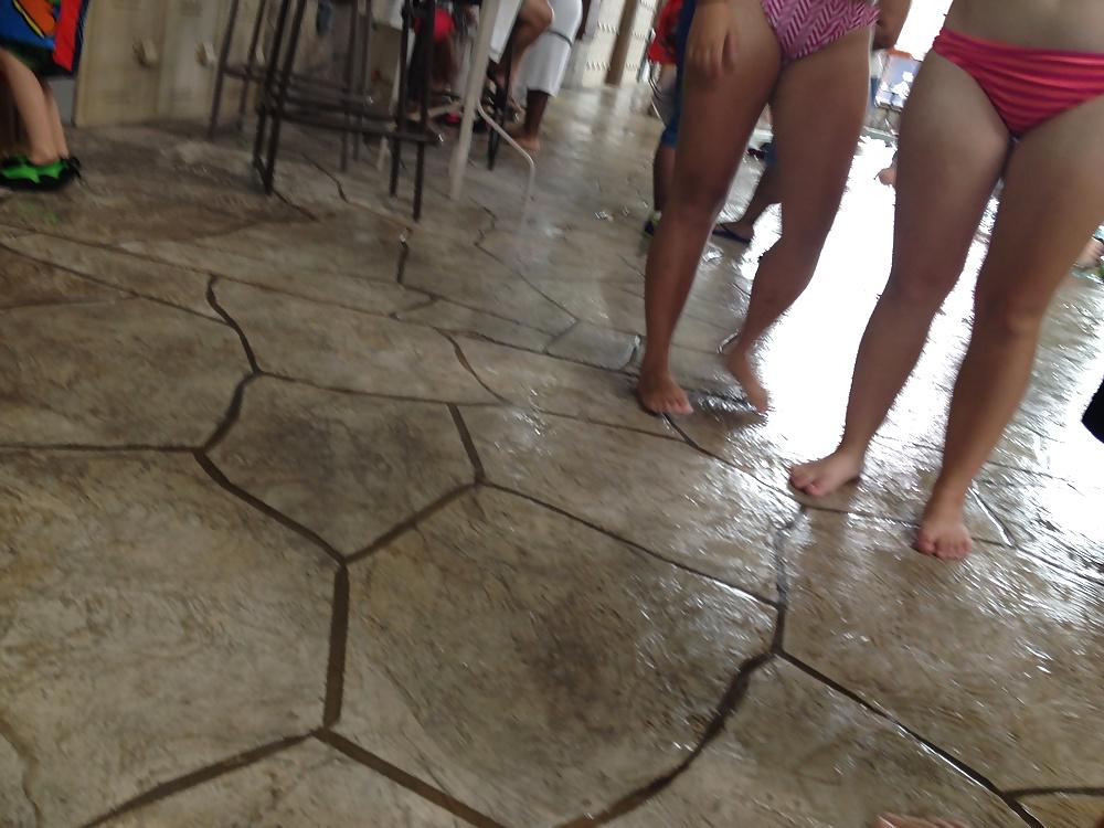 25P Candid water park sluts