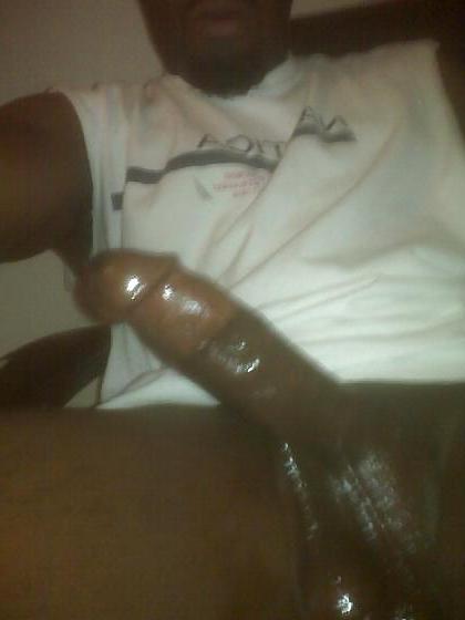 25P Females that love to lick a black guys asshole