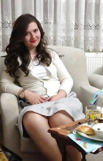 21P Sexy Turkish Friend  in Nylons