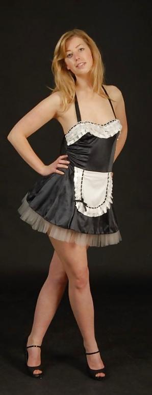 14P Blond bombshell