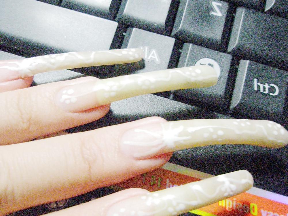 25P LONG FINGERNAILS  MIX 08.14