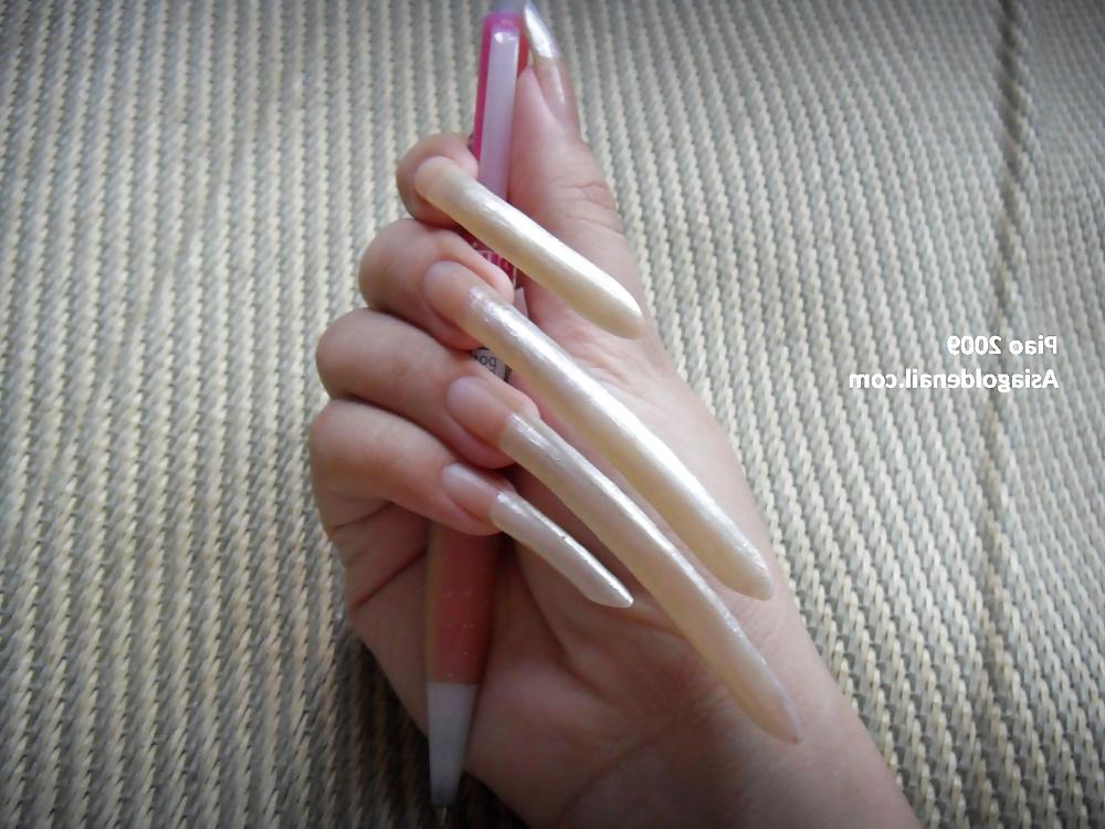 25P LONG FINGERNAILS  MIX 08.14