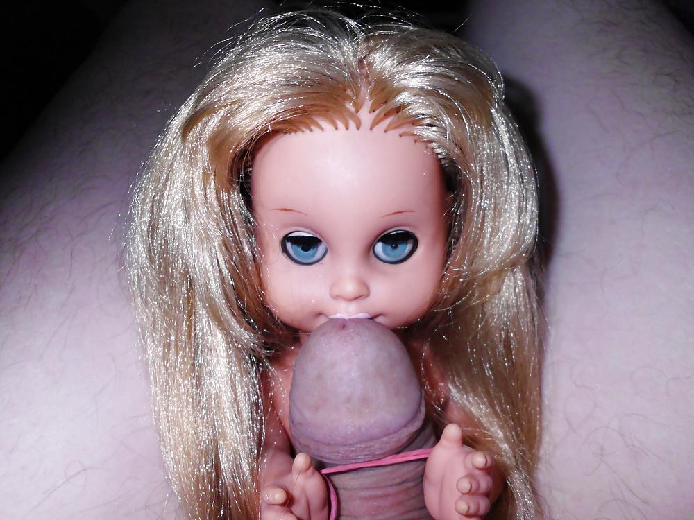 12P Little doll