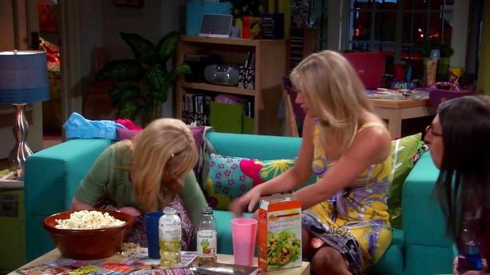 25P The Big Bang Theory with Kaley Cuoco as shemale