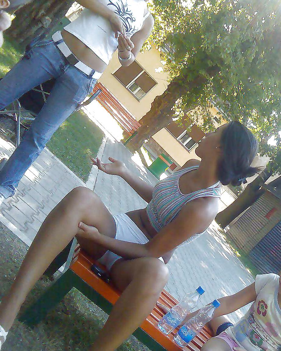 6P Espiando en el parque 