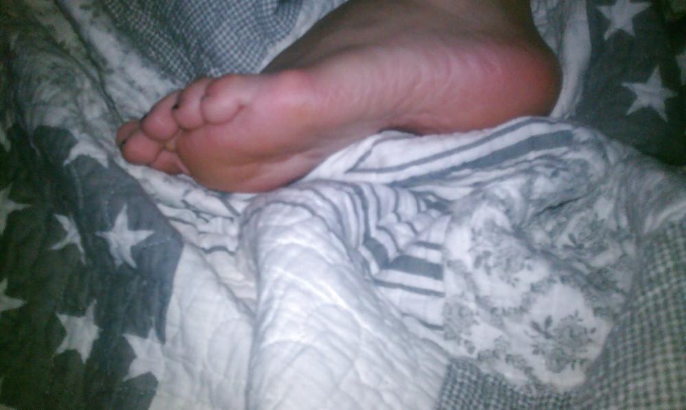 11P Feet feet an more feet