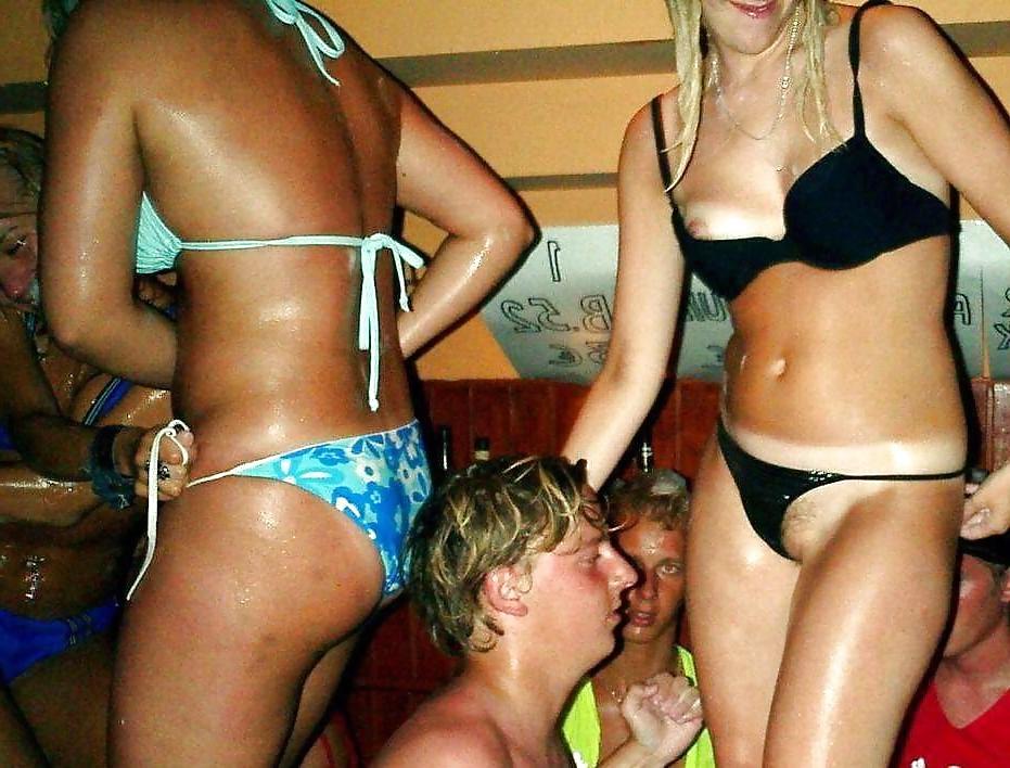 25P Hot Party Girls 2